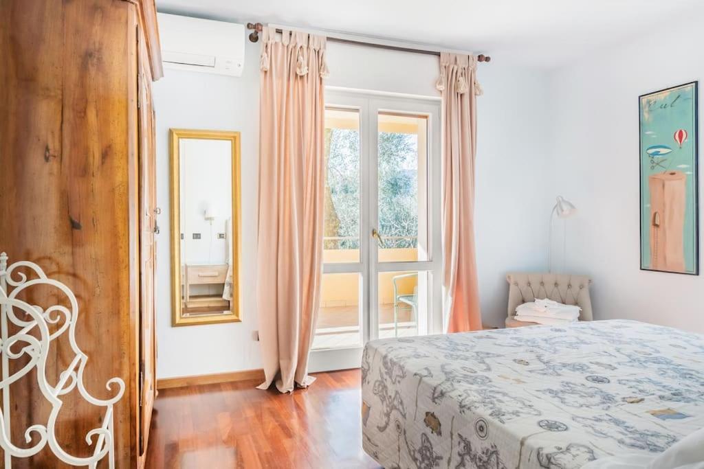 Spacious, Air Conditioner, Few Minutes To The Castle Apartment Malcesine Exterior foto