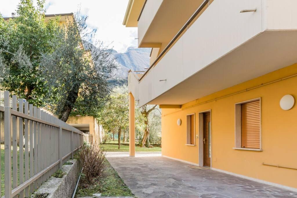 Spacious, Air Conditioner, Few Minutes To The Castle Apartment Malcesine Exterior foto